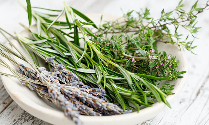 How to Dry Fresh Herbs in the Oven