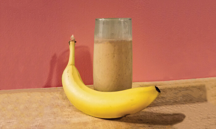 Two-Ingredient Banana Smoothie
